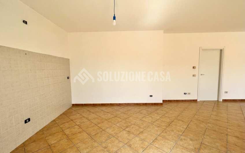 SC1296 Appartamento di ampia metratura con box auto privato loc.tà Mattine di Agropoli