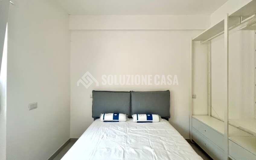 SC1295 Appartamento ristrutturato con spazio esterno in pieno centro ad Agropoli