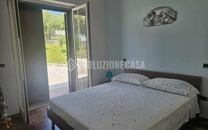 SC1359 Villa in pietra sfondo mare con piscina e giardino a Torre Normanna di Ispani