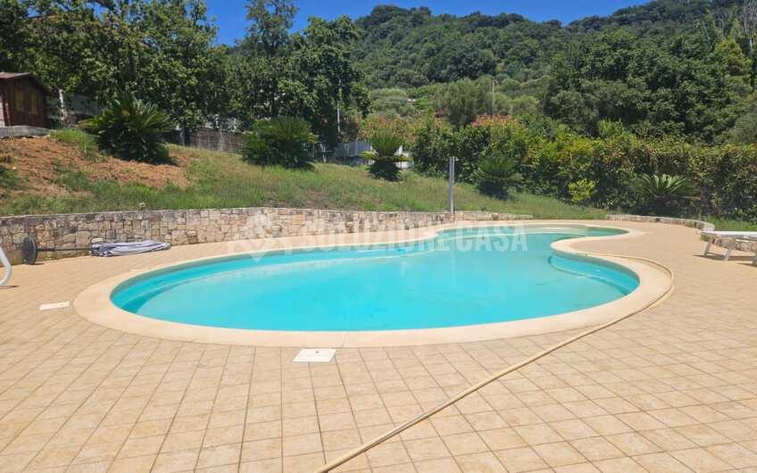 SC1359 Villa in pietra sfondo mare con piscina e giardino a Torre Normanna di Ispani