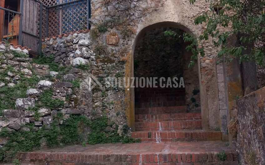 SC1364 Terracielo in palazzo d’epoca nel borgo medievale di Camerota