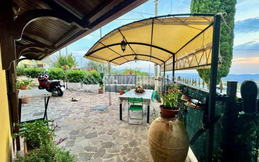 SC1371 Appartamenti con giardino e vista mare sulla collina di Agropoli