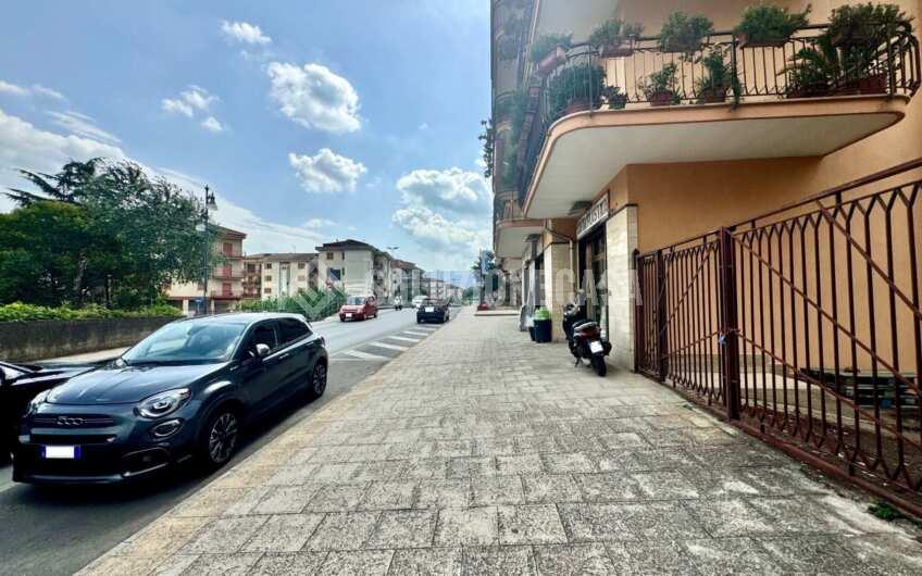 SC1369 Vendesi locale in Via Pio X, Agropoli