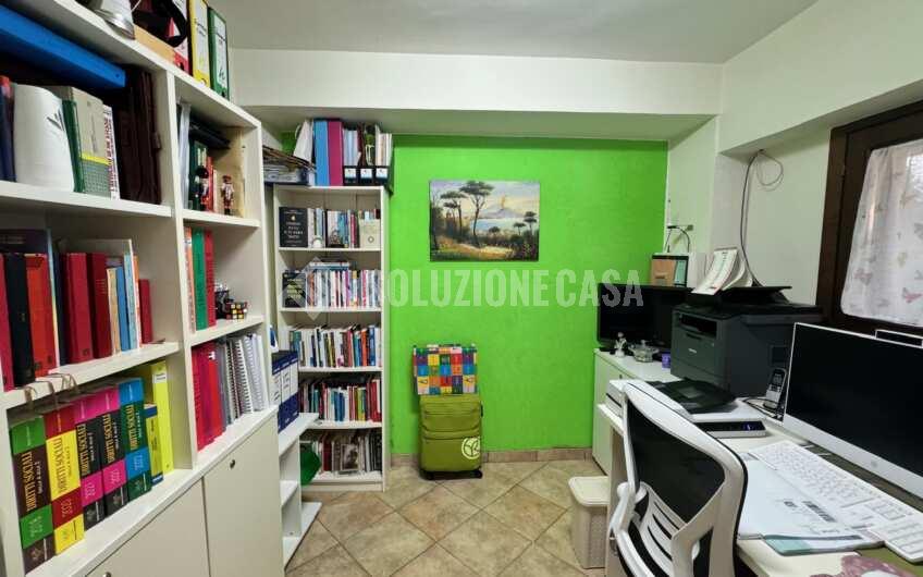 SC1371 Appartamenti con giardino e vista mare sulla collina di Agropoli