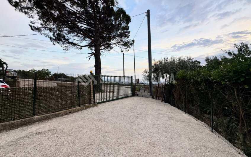 SC1371 Appartamenti con giardino e vista mare sulla collina di Agropoli