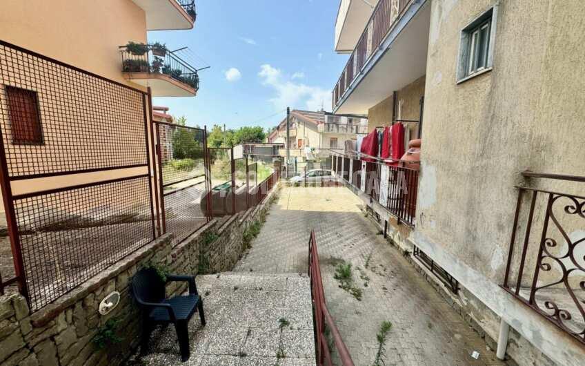 SC1369 Vendesi locale in Via Pio X, Agropoli