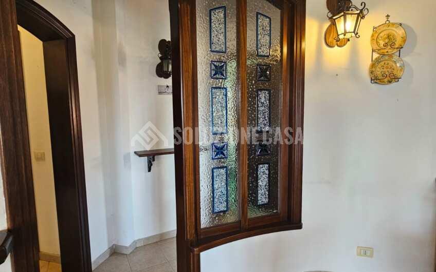 sc1376/b  Appartamento con terrazzo in una stupenda villa a Scario