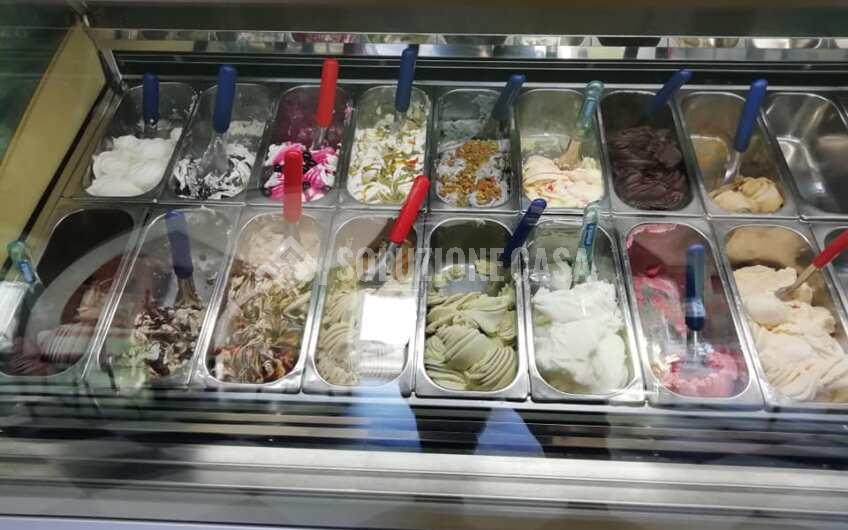 SC1395 Avviatissima attività caffetteria/gelateria in vendita a Villammare – Golfo di Policastro