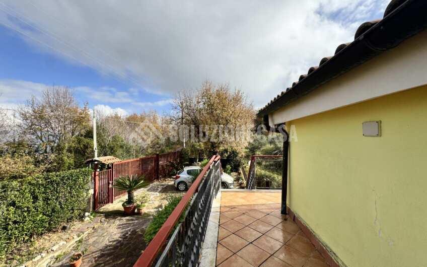 SC1402 Villa singola su 3 livelli sulla collina san marco di Agropoli