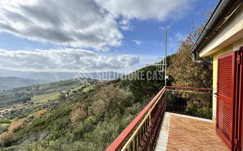 SC1402 Villa singola su 3 livelli sulla collina san marco di Agropoli