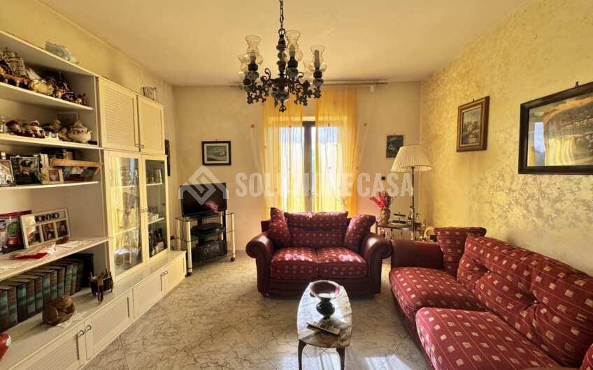 SC1402 Villa singola su 3 livelli sulla collina san marco di Agropoli